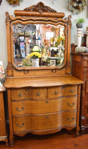 [SOLD]  Quarter Sawn Oak Serpentine Dresser