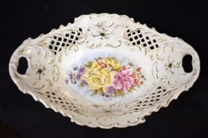 Lattice-Cut Floral Serving Dish